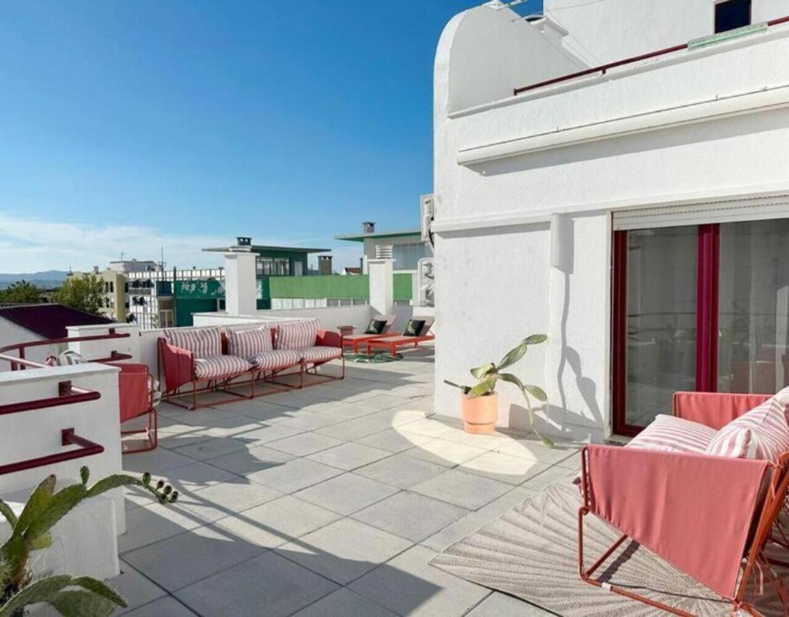 Groovy Caparica Gem With Large Sunny Terrace Apartment กอสตา ดา กาปาริกา ภายนอก รูปภาพ