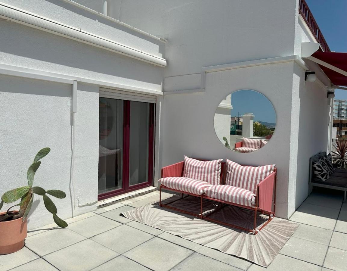 Groovy Caparica Gem With Large Sunny Terrace Apartment กอสตา ดา กาปาริกา ภายนอก รูปภาพ
