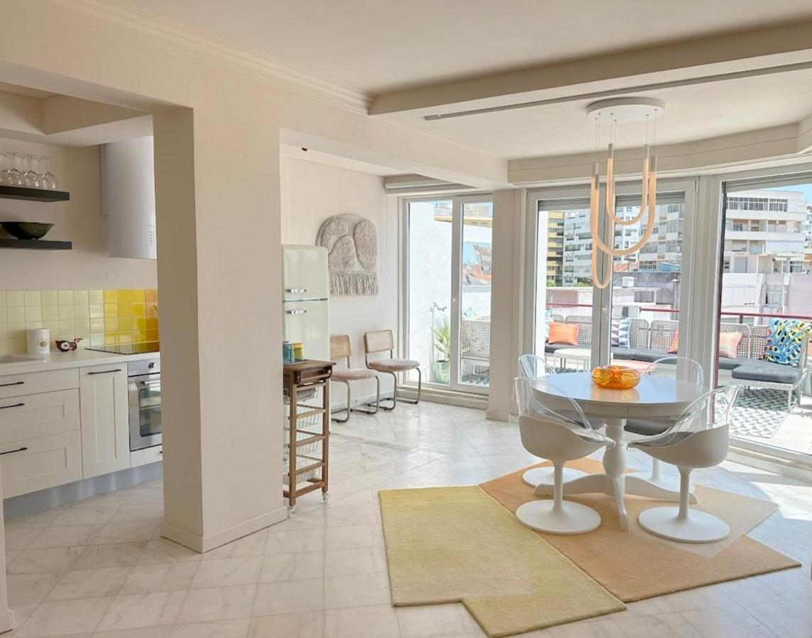 Groovy Caparica Gem With Large Sunny Terrace Apartment กอสตา ดา กาปาริกา ภายนอก รูปภาพ