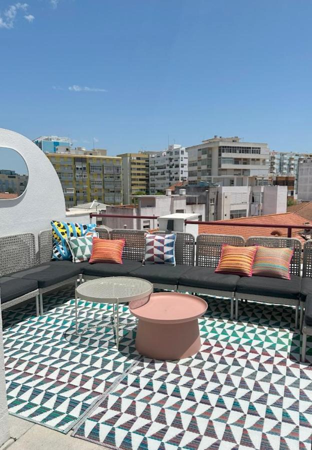 Groovy Caparica Gem With Large Sunny Terrace Apartment กอสตา ดา กาปาริกา ภายนอก รูปภาพ