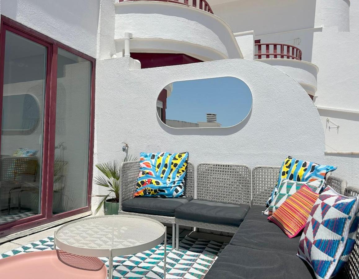 Groovy Caparica Gem With Large Sunny Terrace Apartment กอสตา ดา กาปาริกา ภายนอก รูปภาพ